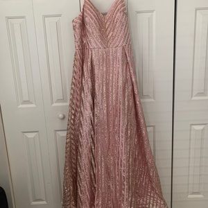 Shiny sequins gown